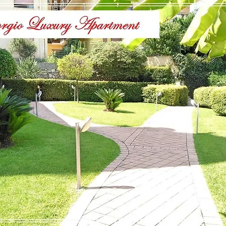San Giorgio Luxury Taormina-panoramic Pool & Parking Space Apartment